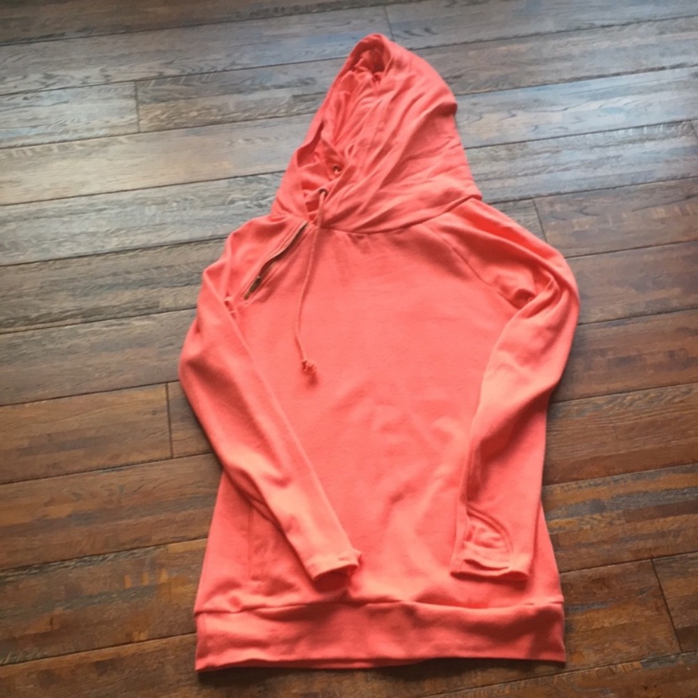 Ampersand Ave. coral double hoody size M🌴